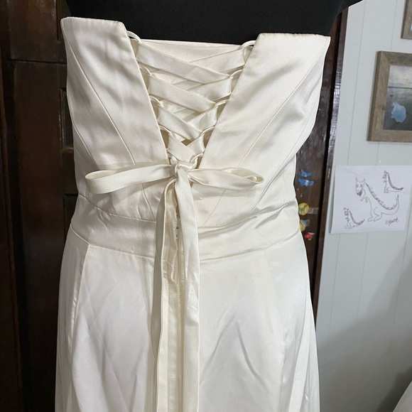 Sophia Moncelli Gown Size 20 NWT - Picture 4 of 13